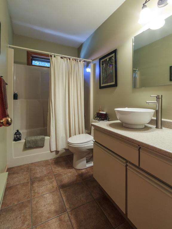 Golden Dreams B&B Whistler Phòng bức ảnh