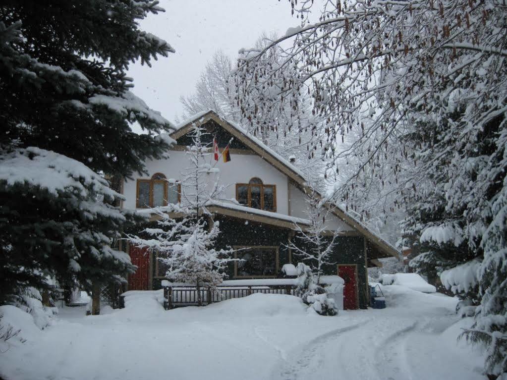 Golden Dreams B&B Whistler Ngoại thất bức ảnh